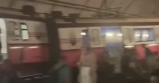 M4 metrosu Bostancı istasyonunda raydan çıktı VİDEO İZLE