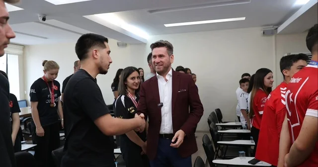 Başkan Kadir Tatık, Tavas ın gururlandıran şampiyonları ağırladı Denizli Haberleri Habertürk Yerel Haberler