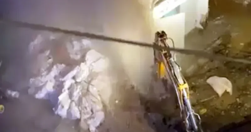 Avcılar’da çalışma sırasında ana su hattı patladı; 4 mahalle susuz kaldı