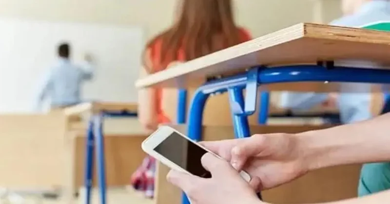 Bir ülkede daha okullarda telefon yasağı Sözcü Gazetesi
