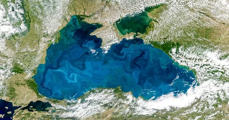 Uzaydan görüldü: Karadeniz ve İstanbul Boğazı aniden renk değiştirdi Sözcü Gazetesi