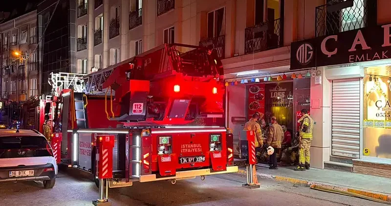 Esenyurt ta otel yangını; mahsur kalanlar merdivenle tahliye edildi