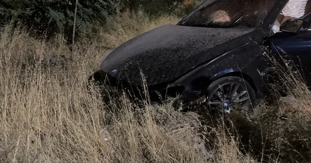 Eskişehir çevre yolunda iki otomobilin çarpıştı: 1 yaralı Sivas tan Bursa ya giderken Eskişehir de kaza yapan aileyi vatandaşlar misafir etmek istedi Eskişehir Haberleri Habertürk Yerel Haberler