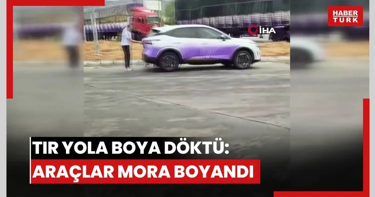 Tırın yola boya dökerek arkasından gelen araçları mora boyadığı anlar kamerada