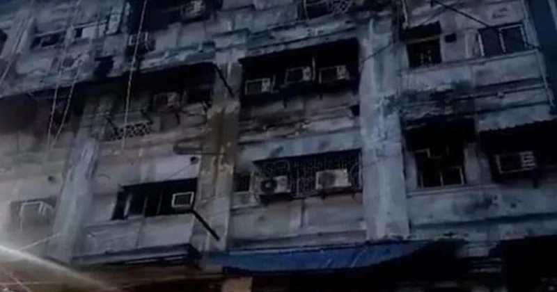 Kolkata Otel Yangını: 9 Ölü, 6 Yaralı