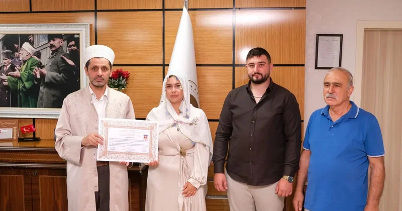 Alman kadın Kırşehir de Müslüman oldu