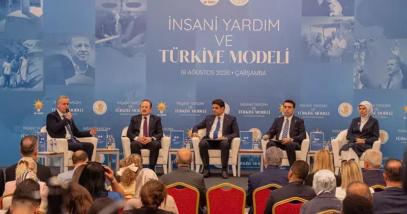 AK Parti de İnsani Yardım ve Türkiye Modeli programı