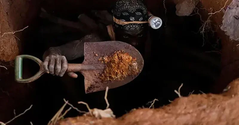 Kamerun da Altın Madeni Çöktü: Çok Sayıda Ölü ve Mahsur