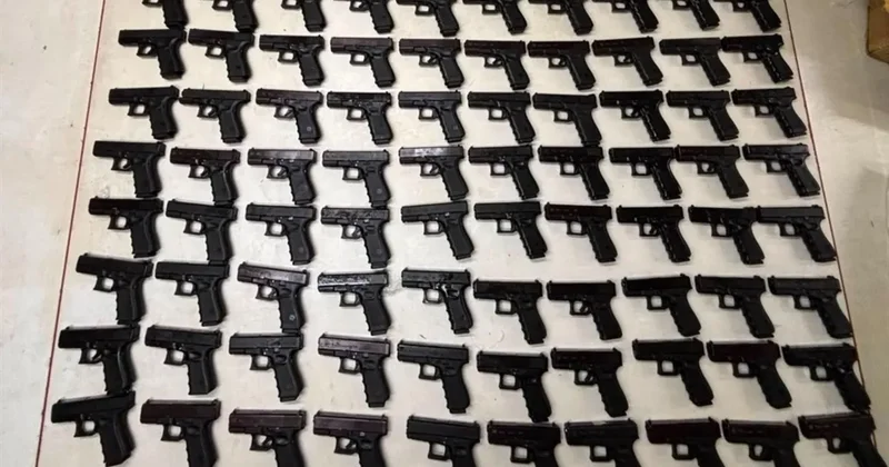 İş yeri değil cephanelik! İstanbul da tekstil atölyesine operasyon: 2 şüpheli gözaltında