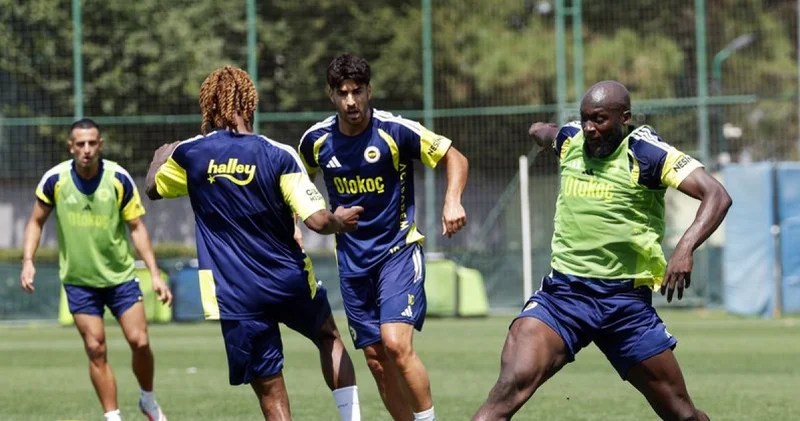 Fenerbahçe, Konyaspor maçı hazırlıklarına ara vermeden başladı