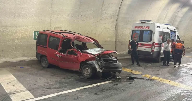 Cankurtaran Tüneli’nde kaza: 2 yaralı