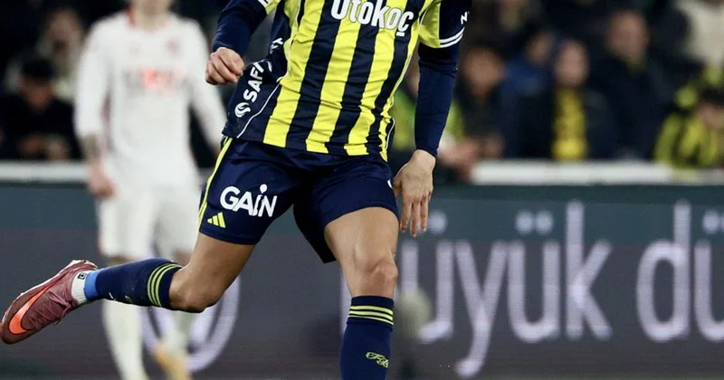 Menisküsü yırtıldı! Fenerbahçe nin yıldızı 2 ay yok