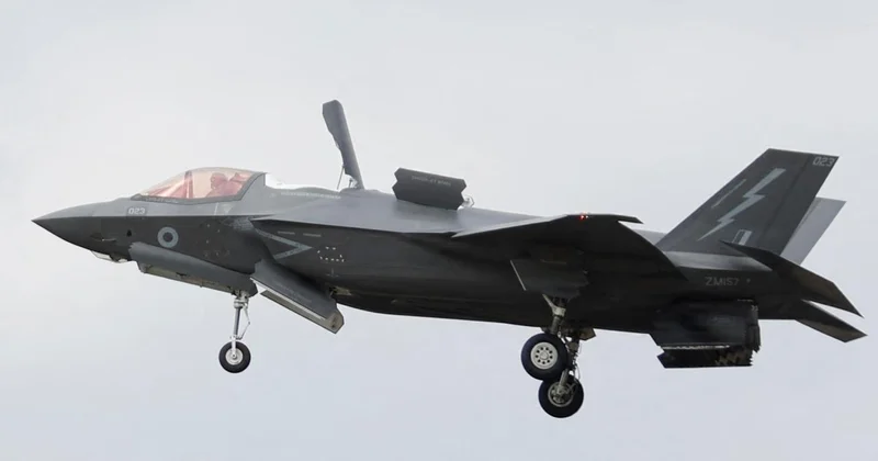 Almanya ilk F 35 savaş uçağını ABD de teslim aldı