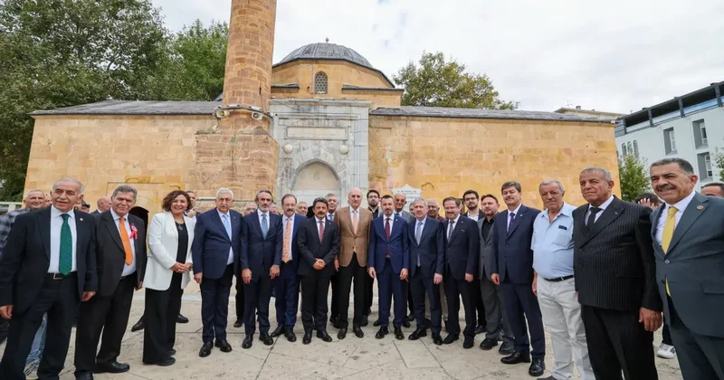 TBMM Başkanı Kurtulmuş Ahi Evran ı Veli Camii ve Türbesi’ni ziyaret etti
