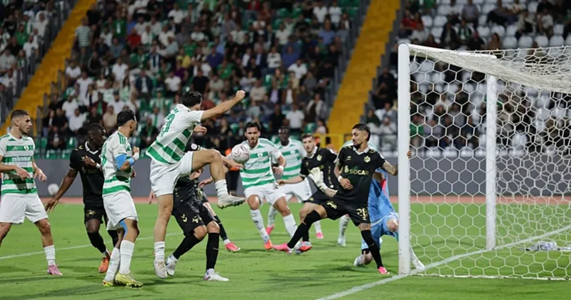 4 gollü maçta kazanan yok! Muğlaspor ile Iğdır FK yenişemedi...