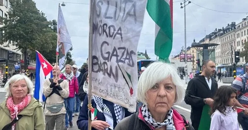 Stockholm de İsrail protestosu: Yüzlerce kişi sokağa çıktı Sözcü Gazetesi