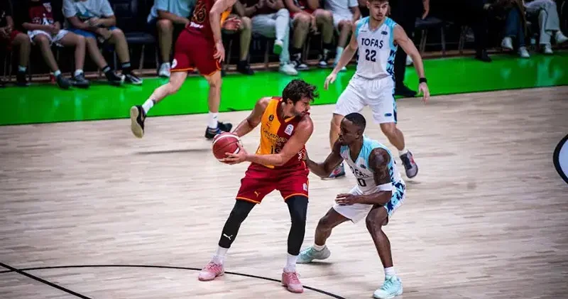 TOFAŞ Galatasaray: 81 76
