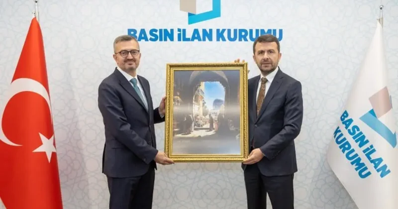 Cumhurbaşkanlığı İletişim Başkanı Burhanettin Duran Basın İlan Kurumu’nu ziyaret etti