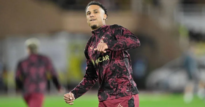 Kadroda ismini göremedi ani kararla bıraktı! Galatasaraylı yıldızdan flaş hamle Sözcü Gazetesi