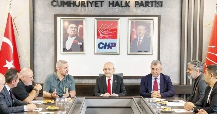 Kılıçdaroğlu, gazilerle bir araya geldi