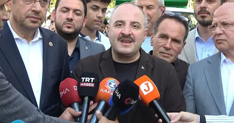 Varank, Bursa Uluslararası Gastronomi Festivali’nde börek dağıttı