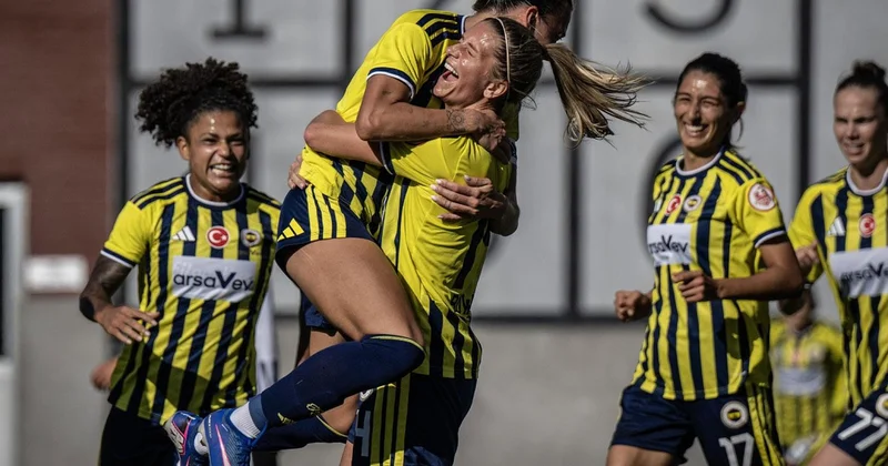 Fenerbahçe den Beşiktaş a karşı farklı galibiyet