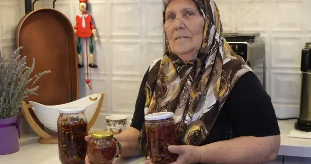 Gaziantep haberleri Gaziantep te dikkat çeken lezzet! Kabuktan reçel mi olur? diyenleri dinlemedi, yaptı 19 Eylül 2026