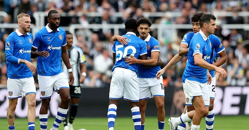 Hull City bu sezonki ilk yenilgisini aldı