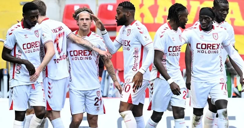 Samsunspor ikinci yarıda patladı! Duble 3 puanı getirdi