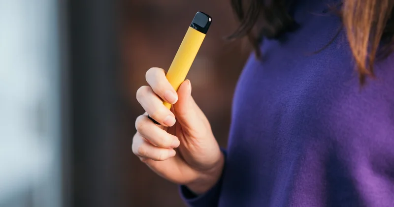 Elektronik sigara, sigara içmeyen gençleri hedef alıyor Sağlık Haberleri