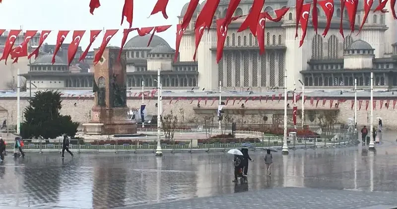 İstanbul’da yağmur etkili olmaya devam ediyor