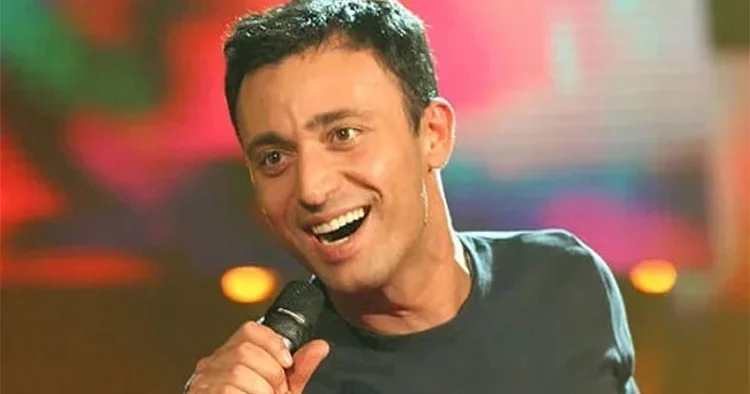 Mustafa Sandal’a İngiltere’den ömürlük vize