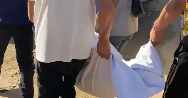 İşgalci İsrail ateşkese rağmen Gazze ye saldırı düzenledi: 15 Filistinli hayatını kaybetti VİDEO İZLE