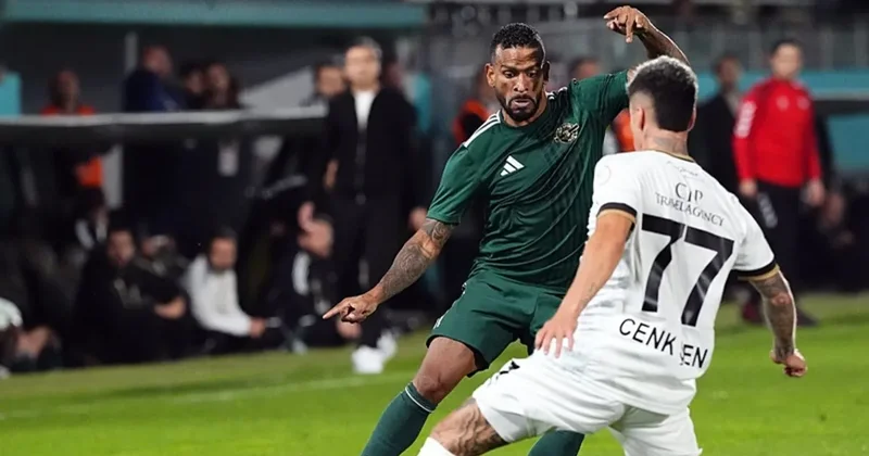 Esenler Erokspor Sipay Bodrum FK maçında kazanan yok