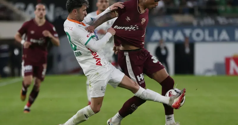Alanyaspor Göztepe yi tek golle yıktı