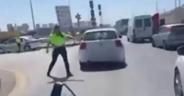 Dur ihtarına uymamaını cezası ne kadar? Yeni kanunla Dur İhtarına Uymayana 200.000 TL para cezası ve ehliyet iptali geliyor VİDEO İZLE