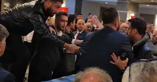 CHP kongresinde kavga: 2 yaralı Zonguldak Haberleri
