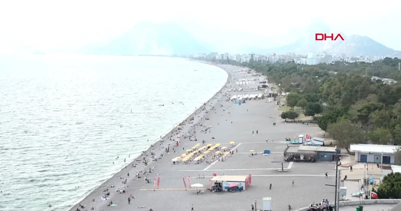 Antalya da sıcak hava etkisini gösterdi, vatandaşlar plaja koştu