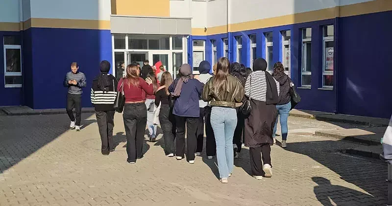 Üniversitede ‘flört şiddeti’ araştırması