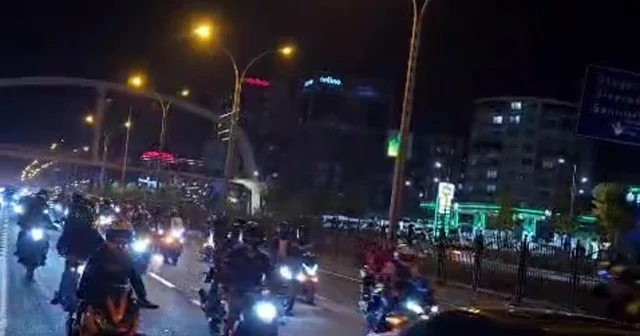 Rojin Kabaiş için Diyarbakır da motosikletliler şehir turu attı Diyarbakır Haberleri