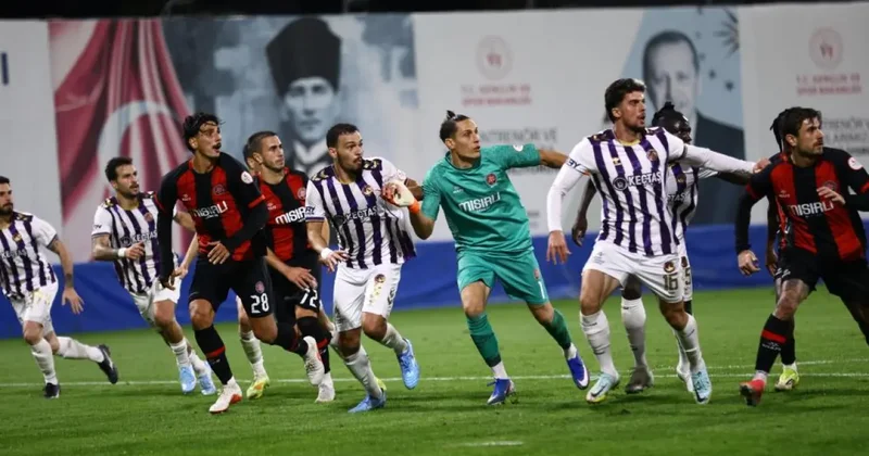 Fatih Karagümrük evinde mağlup!