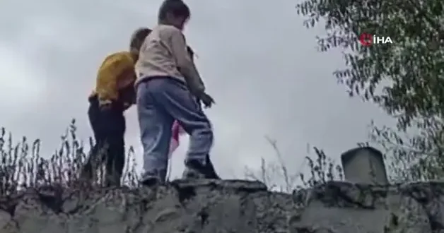Sarıkamış ta yürekleri ısıtan bayrak sevdası kamerada