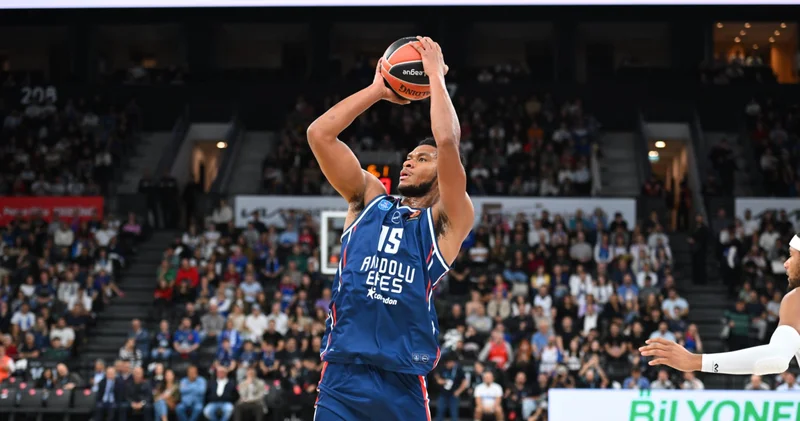 Anadolu Efes ten PJ Dozier in sakatlığıyla ilgili açıklama