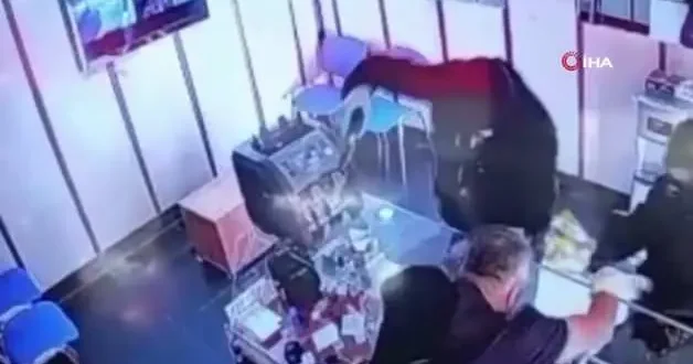 Gaziantep’te 5,6 milyon TL lik kuyumcu soygunu kameraya yansıdı