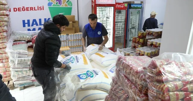 Odunpazarı nın un üretimi ihtiyaç sahibi ailelerin sofrasına ulaşıyor Üretimden dayanışmaya: 1 ton 600 kilogram un, ihtiyaç sahibi ailelere ulaştırılacak Eskişehir Son Dakika Haberleri Habertürk Yerel Haberler