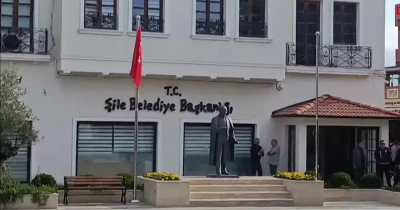 Şile Belediyesi ne yönelik yolsuzluk soruşturmasında sanıklar ilk kez hakim karşısında
