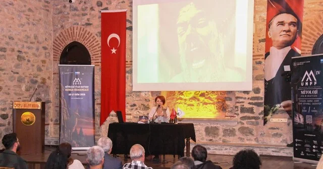 Osmangazi de mitolojiden antik tatlara uzanan kültür yolculuğu Mitolojinin binlerce yıllık hikayesi Osmangazi de anlatıldı Bursa Son Dakika Haberleri Habertürk Yerel Haberler