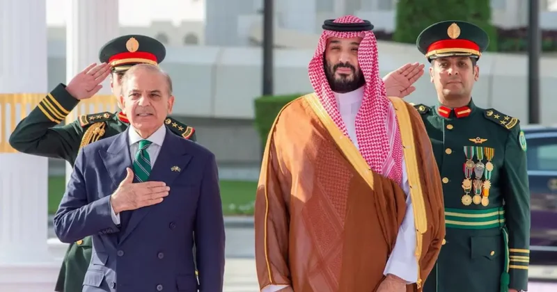 Pakistan dan Suudi Arabistan mesajı: Tartışmaya kapalı!