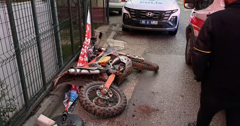 Dur ihtarına uymayıp kaçtı, polis aracıyla çarpıştı Sözcü Gazetesi