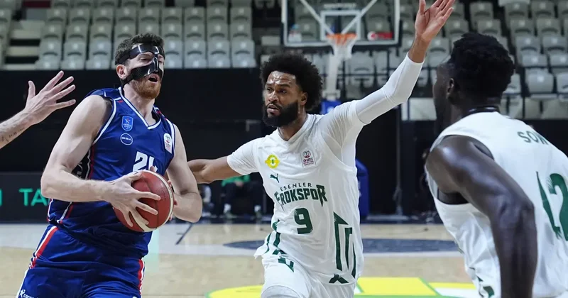 Esenler Erokspor Anadolu Efes i yıktı!